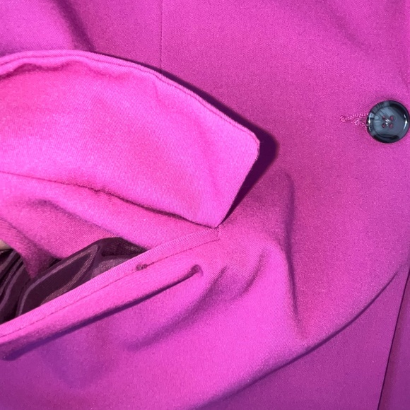 Twik (XS) dark pink tailored blazer with burgundy lining, EUC, by Simons. - Picture 9 of 16